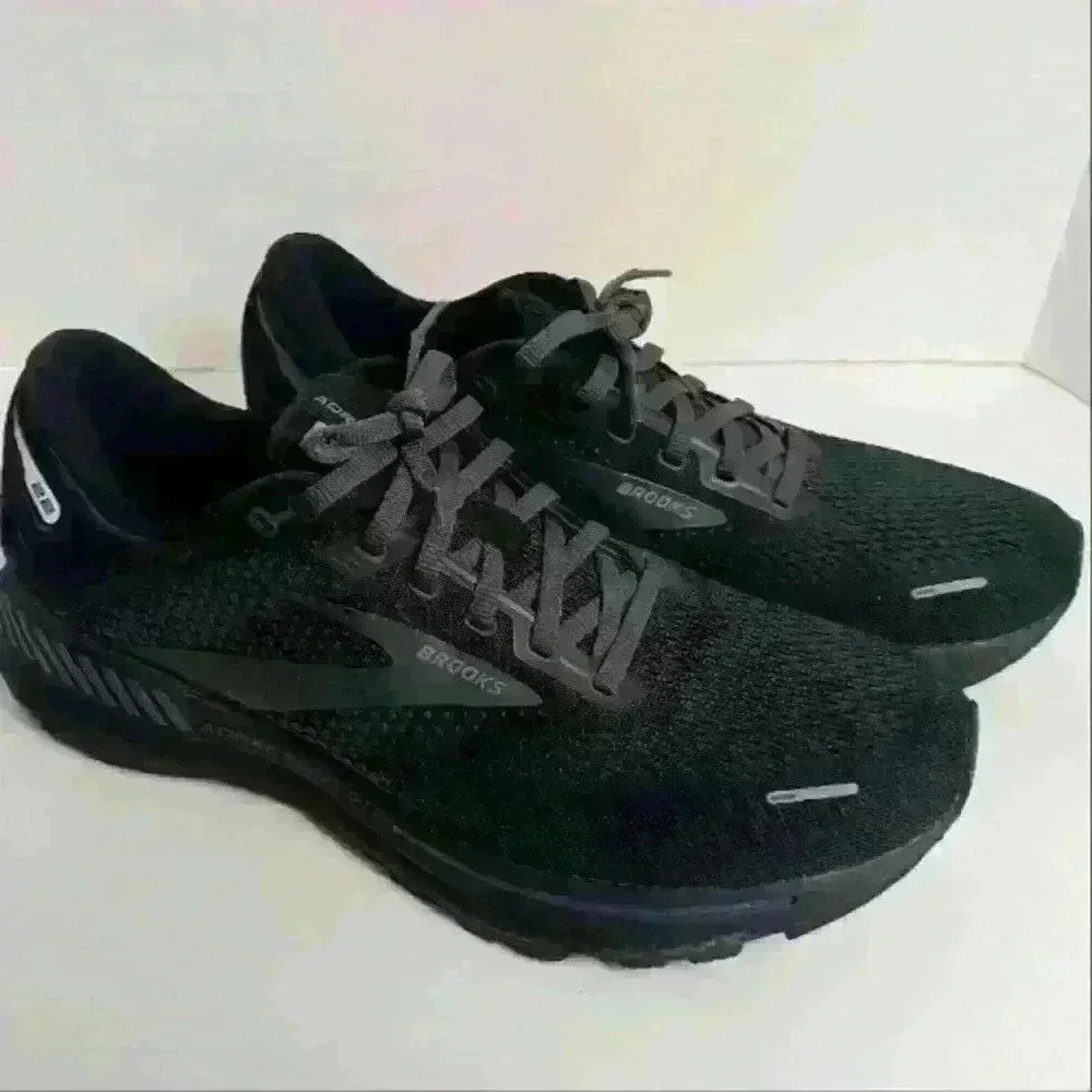 Brooks Adrenaline GTS 22 Men’s Sz 9 Medium (D) Black Excellent Condition